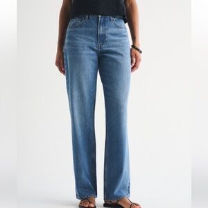 Abercrombie Curve love high rise loose jean